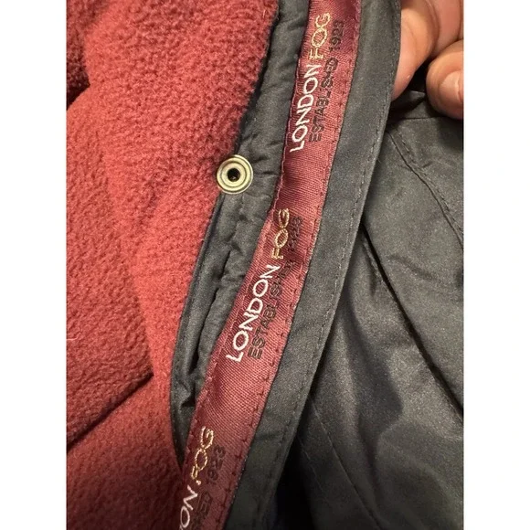 London Fog Down Parka Jacket Womens 10/12 Kids Puffer Hooded Faux Fur - Picture 9 of 16